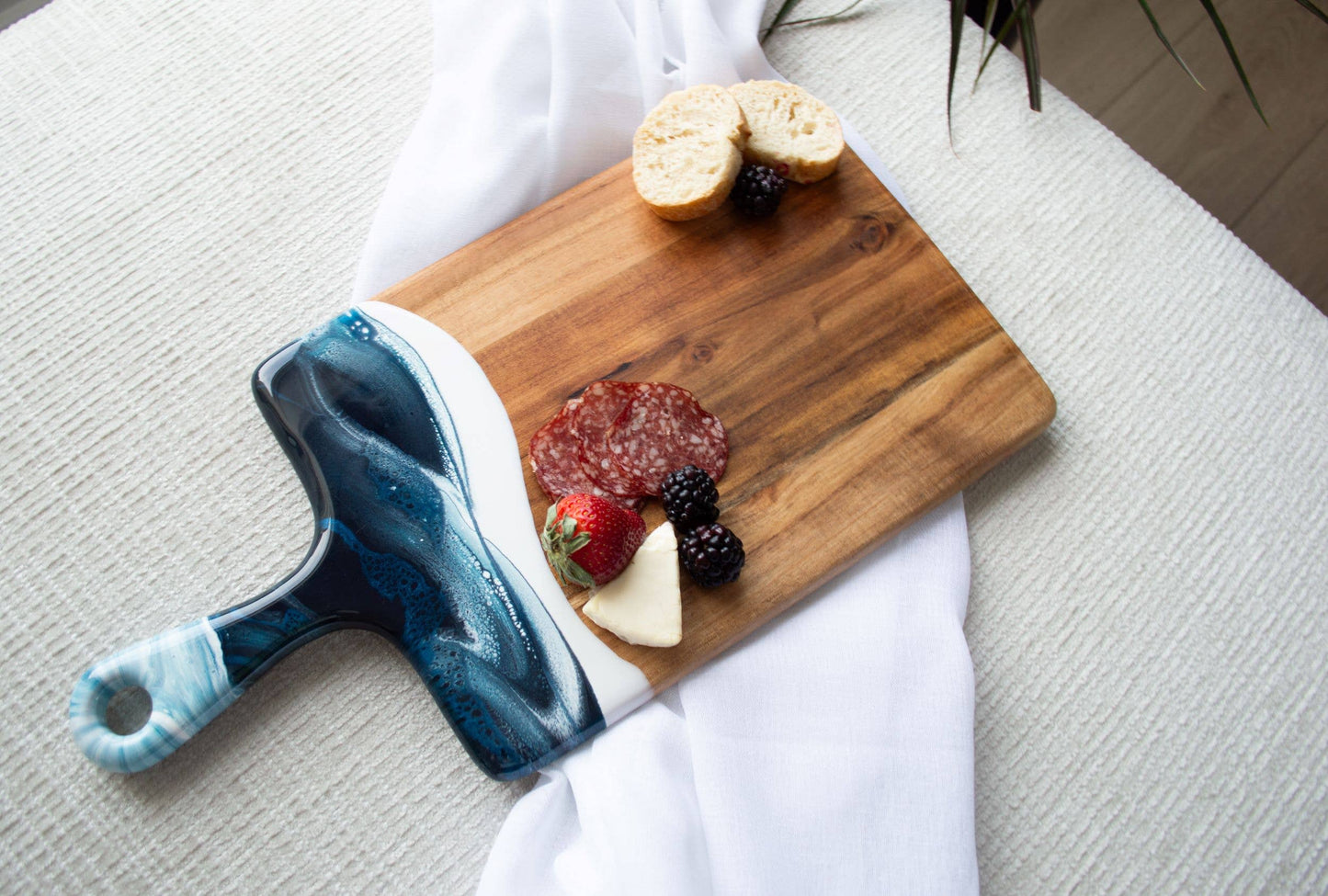 Serving Charcuterie Board - Wood Medium