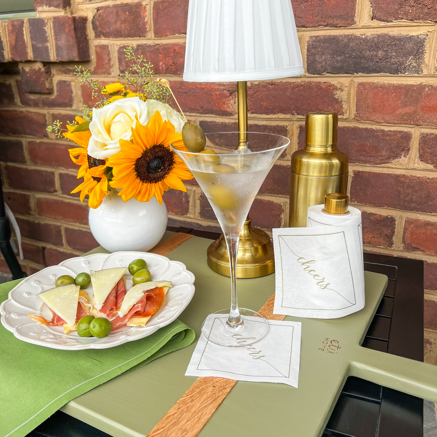 Gold Salute Cocktail Napkin Roll