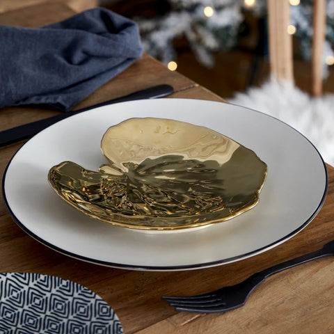 Gold Alchemille Leaf Riviera Plates