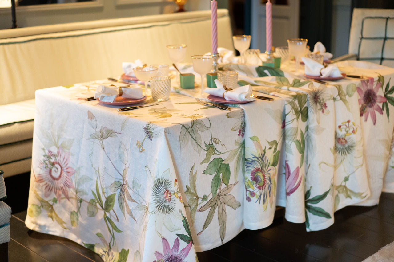 Grandilla Tablecloth - Rectangular